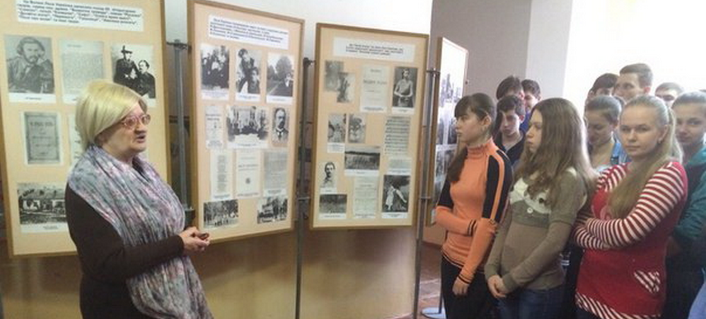У коледжі – музейна пересувна виставка “Леся Українка та Волинь”