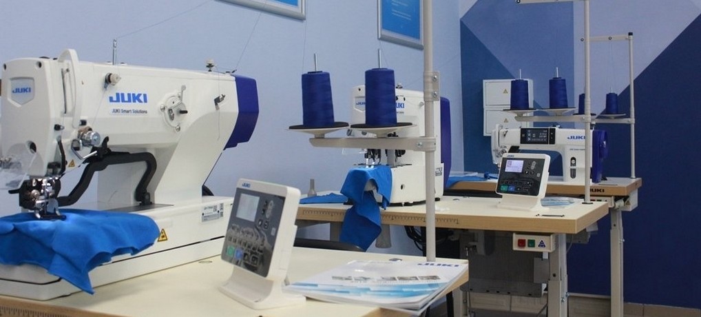 Викладачі коледжу відвідали відкриття Лабораторії швейної індустрії
