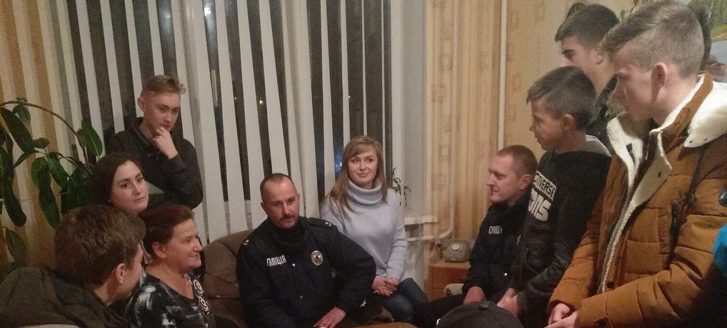 В гуртожитку ВоК НУХТ відбулась зустріч з дільничними інспекторами поліції