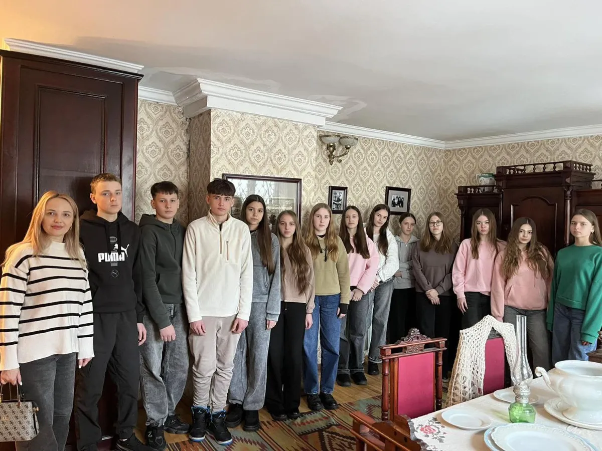 Подорож у Лесин світ