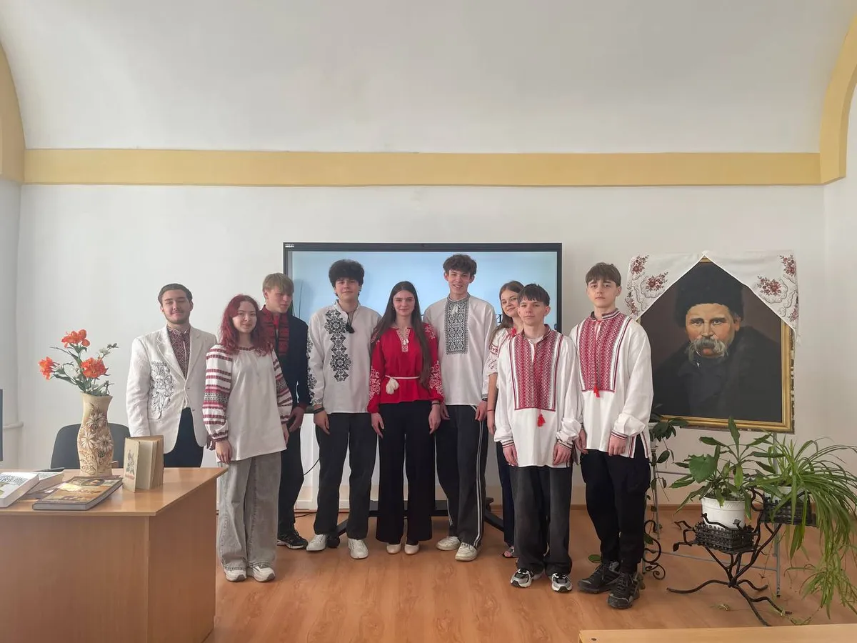 «Хай світиться думка твоя, Кобзарю» – літературно-мистецький захід у Волинському фаховому коледжі