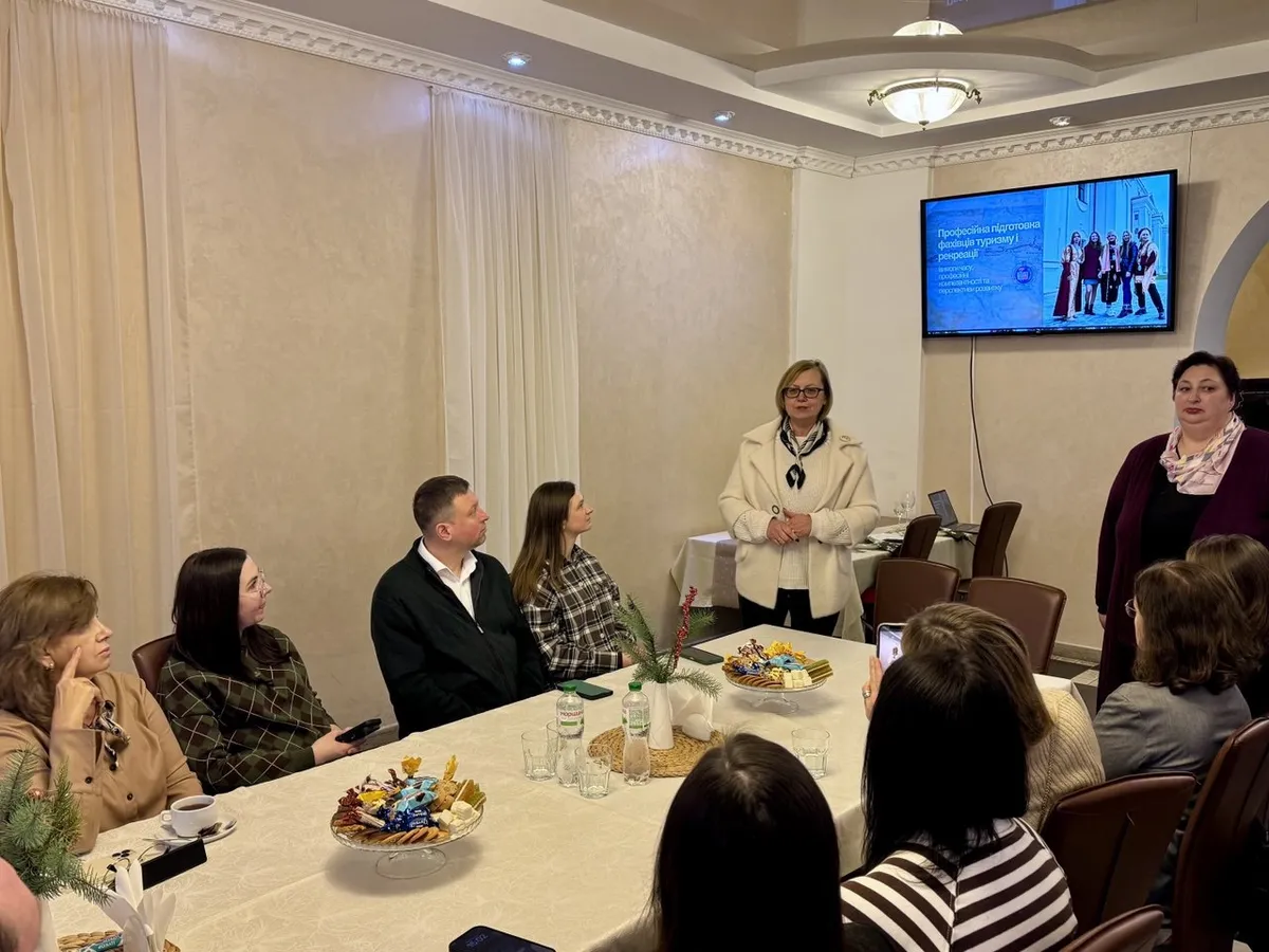 Круглий стіл з стейкхолдерами: професійна підготовка фахівців туризму крізь призму сучасних реалій та вимог ринку праці