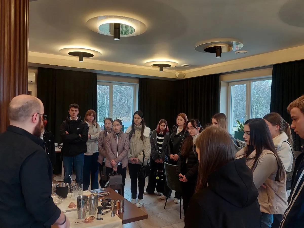 Практика в дії: інтегроване заняття здобувачів  спеціальності «Готельно-ресторанна справа» у «Рестпарку»