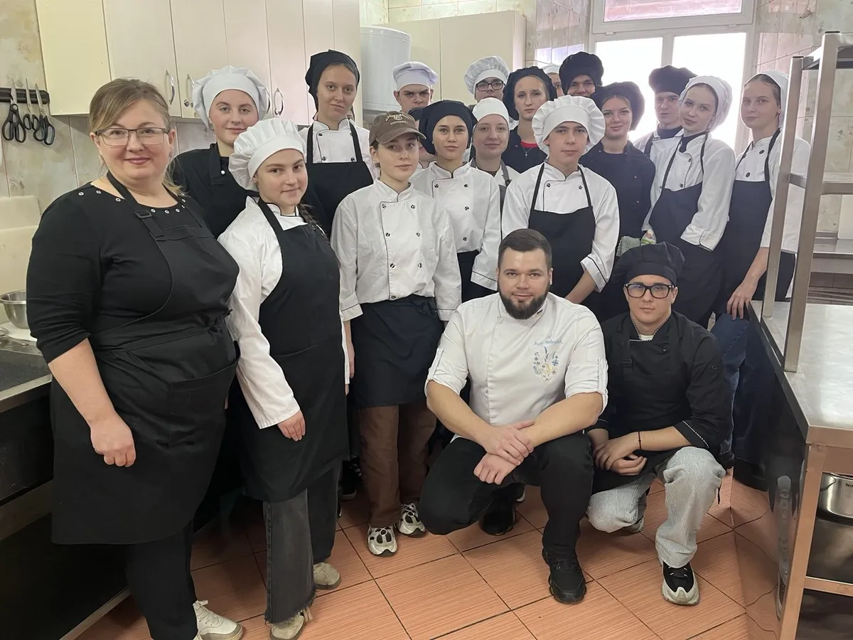 Традиції та інновації української кухні: лабораторне заняття з шеф-кухарем ресторану «Курінь»