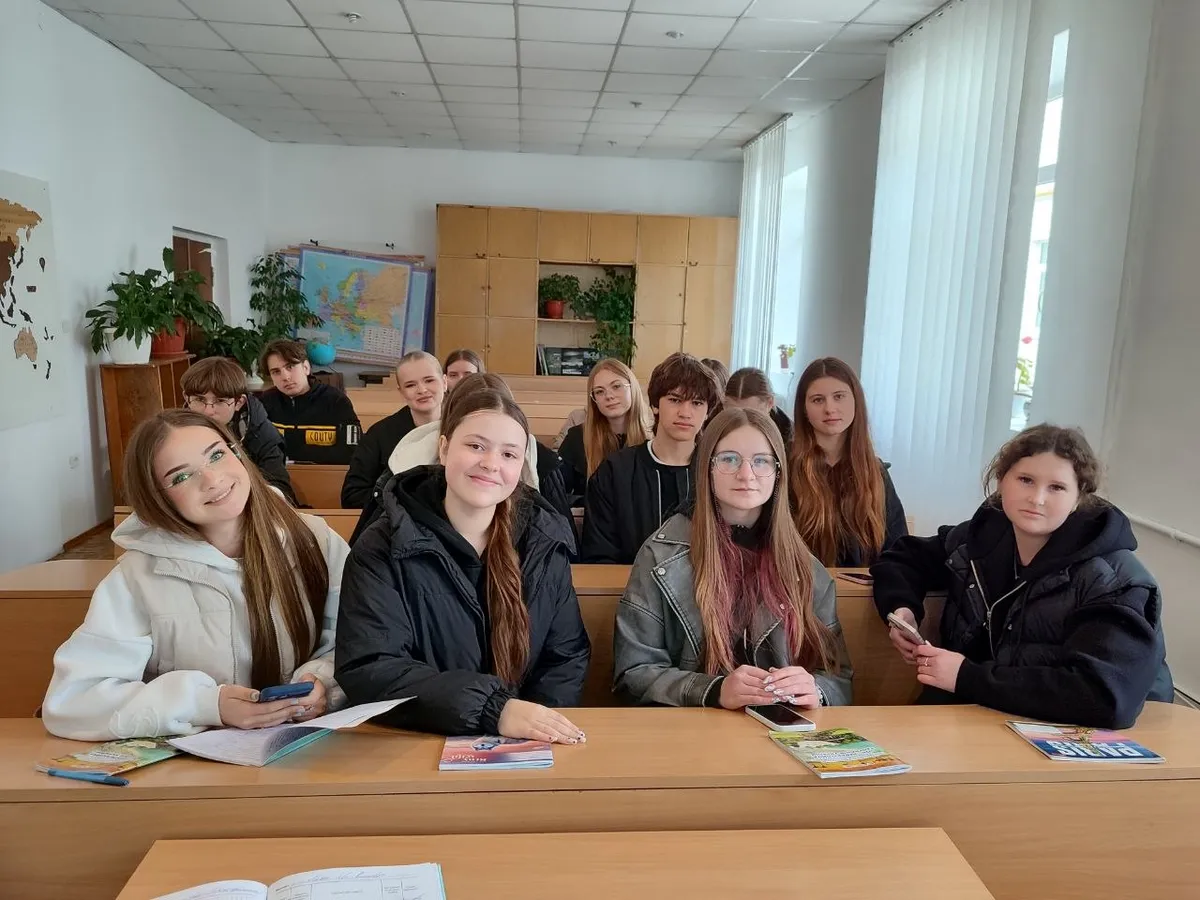 Формування професійних компетентностей через квест: досвід вивчення туристичного потенціалу України