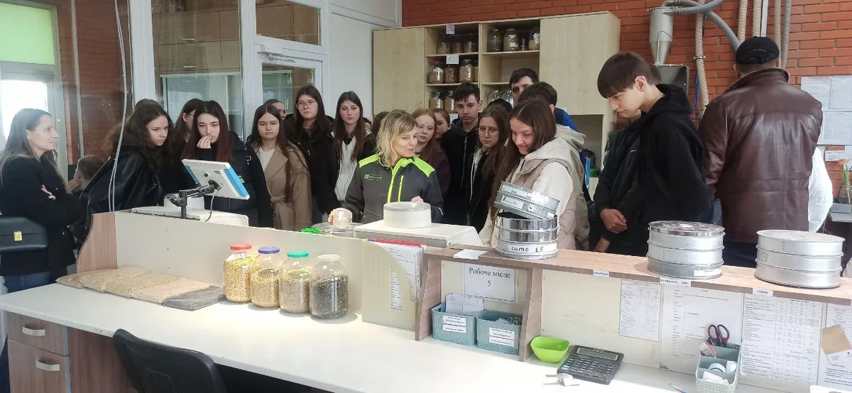 Екскурсія до однієї з провідних агрокомпаній України ТМ «ВІЛІЯ»